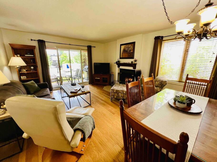 P Tit Boreal- 2 Minutes De La Plage Memphremagog Apartment Ngoại thất bức ảnh