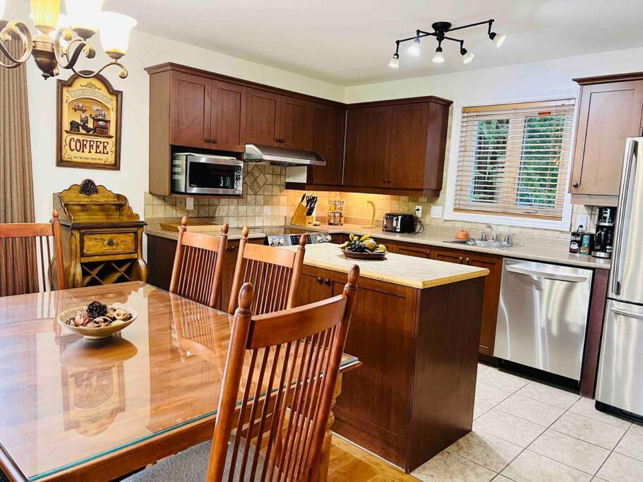 P Tit Boreal- 2 Minutes De La Plage Memphremagog Apartment Ngoại thất bức ảnh