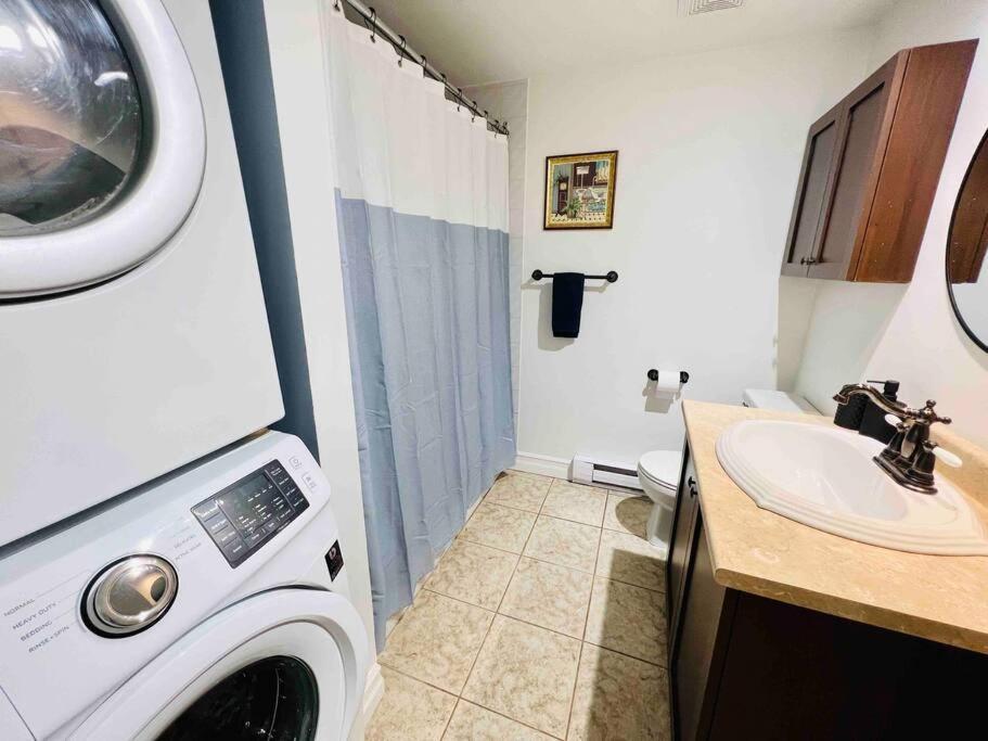 P Tit Boreal- 2 Minutes De La Plage Memphremagog Apartment Ngoại thất bức ảnh